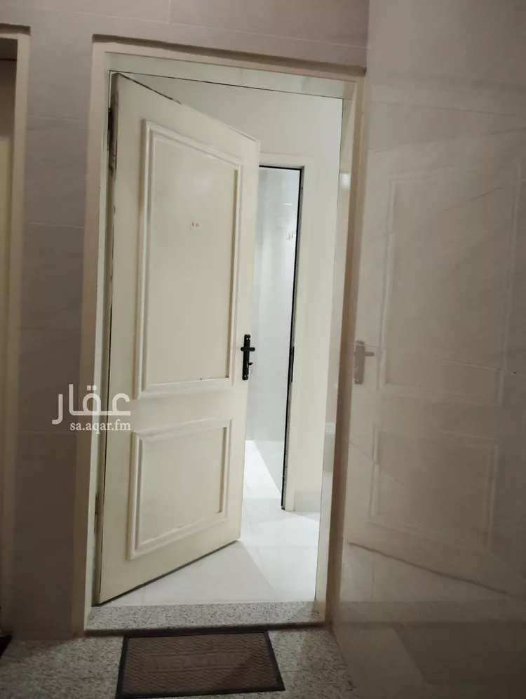 شقة للإيجار في شارع عين هيت, حي الملز, مدينة الرياض, منطقة الرياض صورة 4