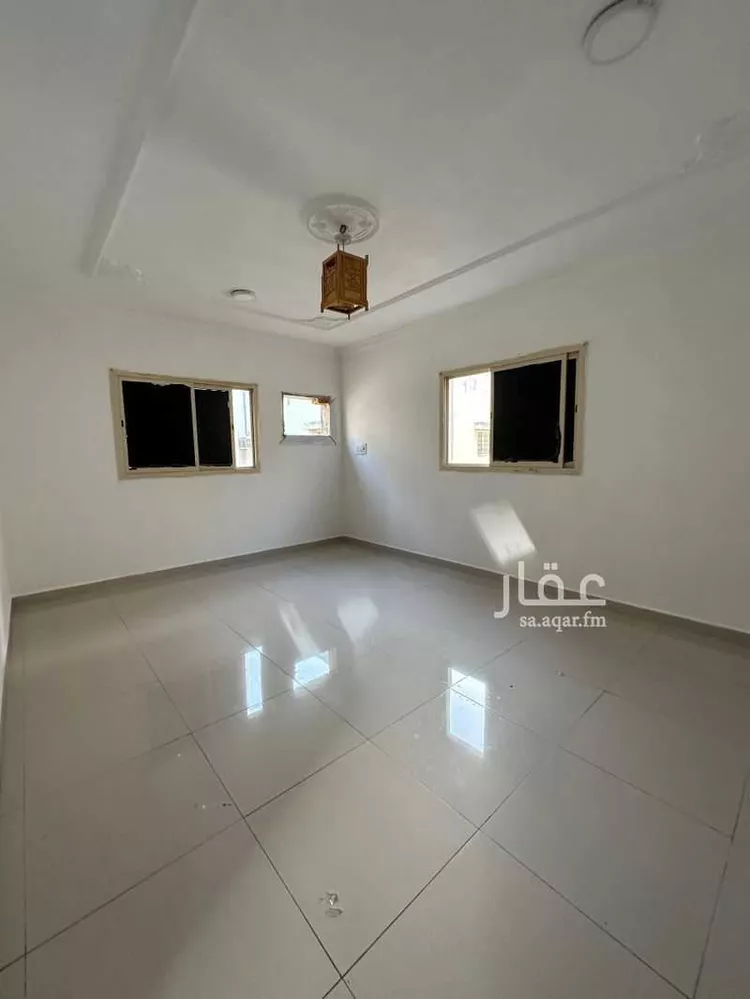 عمارة للإيجار في شارع عطية بن حصن, حي المزروعية, مدينة الدمام, المنطقة الشرقية