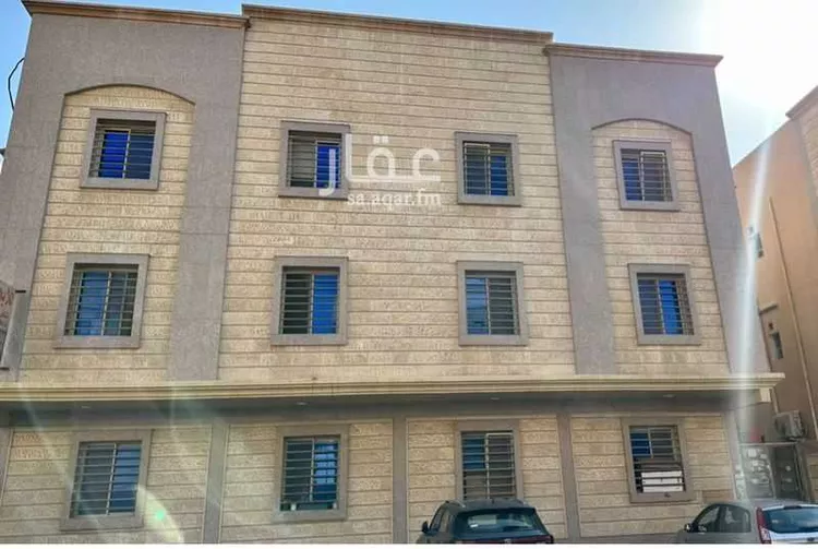 عمارة للبيع في شارع بجاد بن قيس, حي العزيزية, مدينة الدمام, المنطقة الشرقية