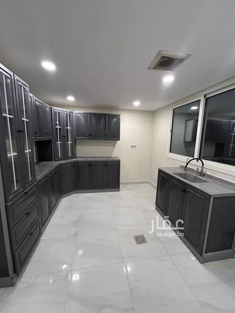 فيلا للإيجار في شارع الغسق, حي الشروق, مدينة الدمام, المنطقة الشرقية صورة 4