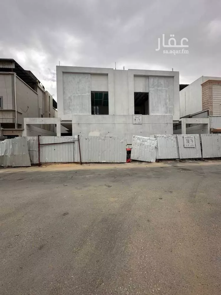 فيلا للبيع في شارع جبير ابن مطعم, حي العزيزية, مدينة الدمام, المنطقة الشرقية صورة 3