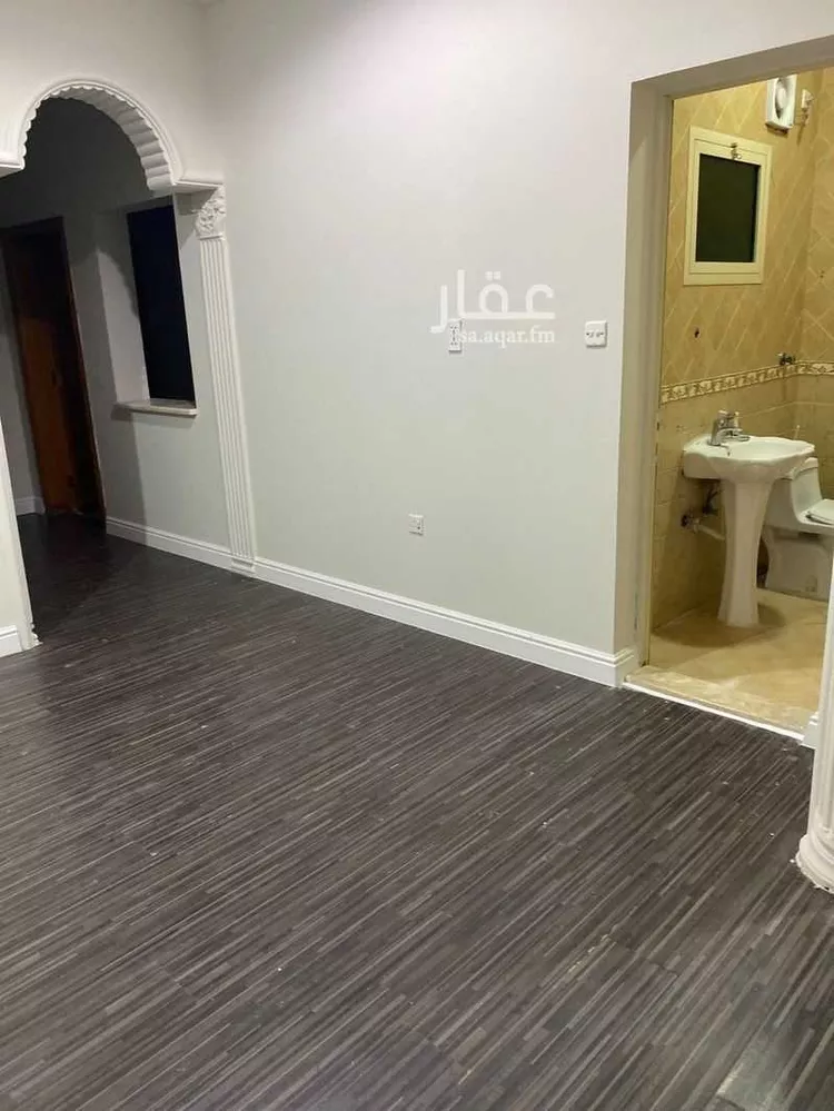 شقة للإيجار في شارع عبدالله ابن عمرو, حي الصفاء, مدينة الدمام, المنطقة الشرقية صورة 3
