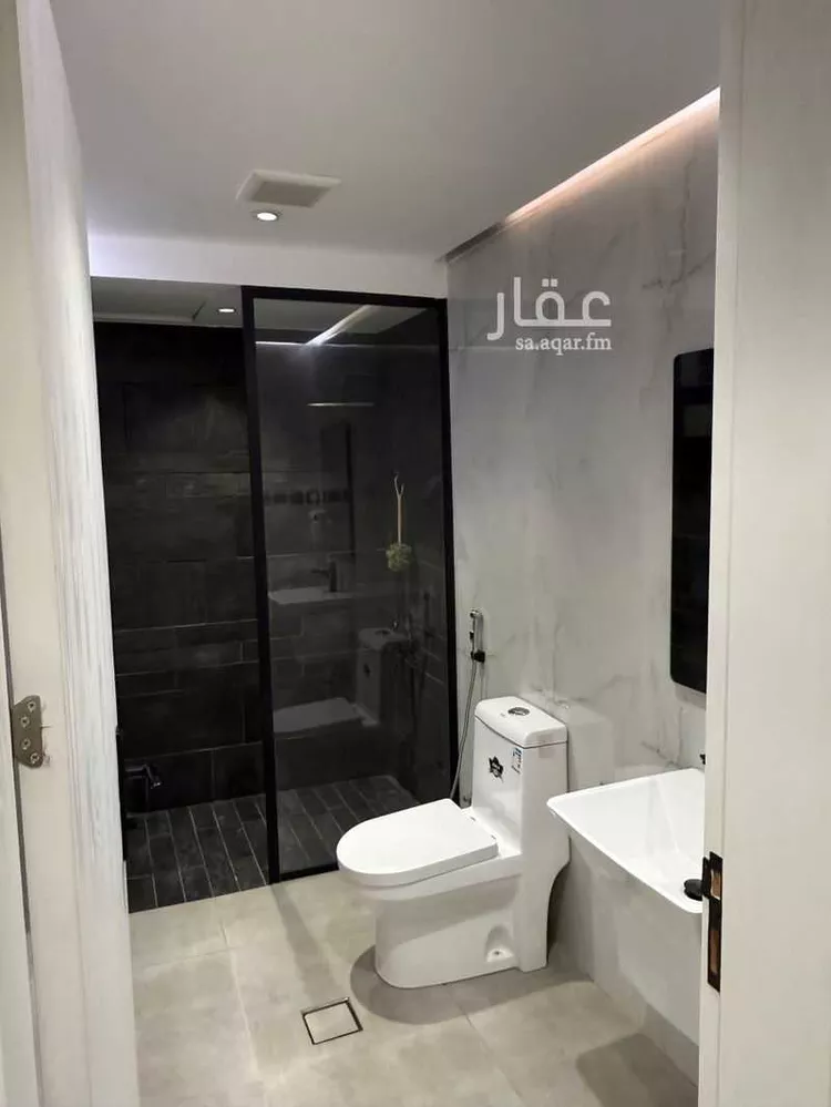 شقة للإيجار في شارع الحصير, حي الملقا, مدينة الرياض, منطقة الرياض 7