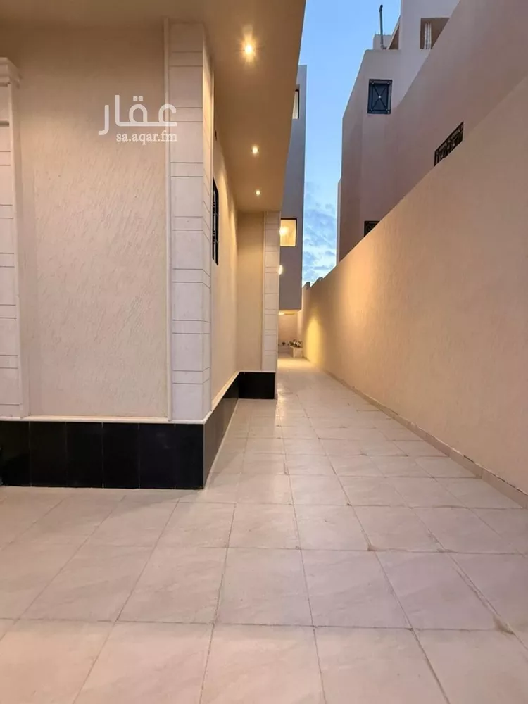 فيلا للبيع في شارع ابي عبدالله محمد بن فرحون, حي العريجاء الغربي, مدينة الرياض, منطقة الرياض صورة 5