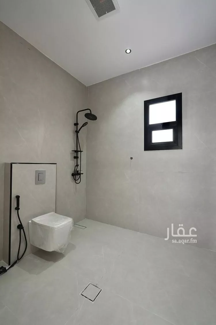 فيلا للبيع في شارع فضل الله بن عبدالله الطبري, حي الرمال, مدينة الرياض, منطقة الرياض صورة 3