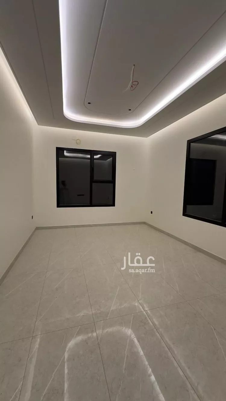 Floor for Sale in Riyadh Ar Rimal 9