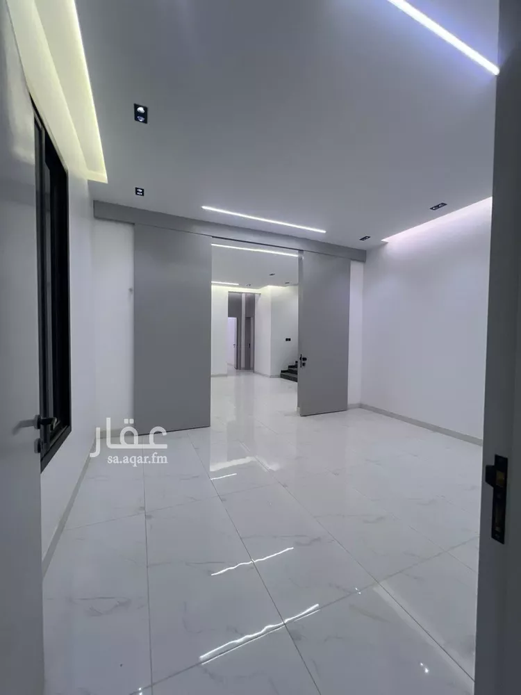 فيلا للبيع في شارع العمرة, حي الجنادرية, مدينة الرياض, منطقة الرياض 10