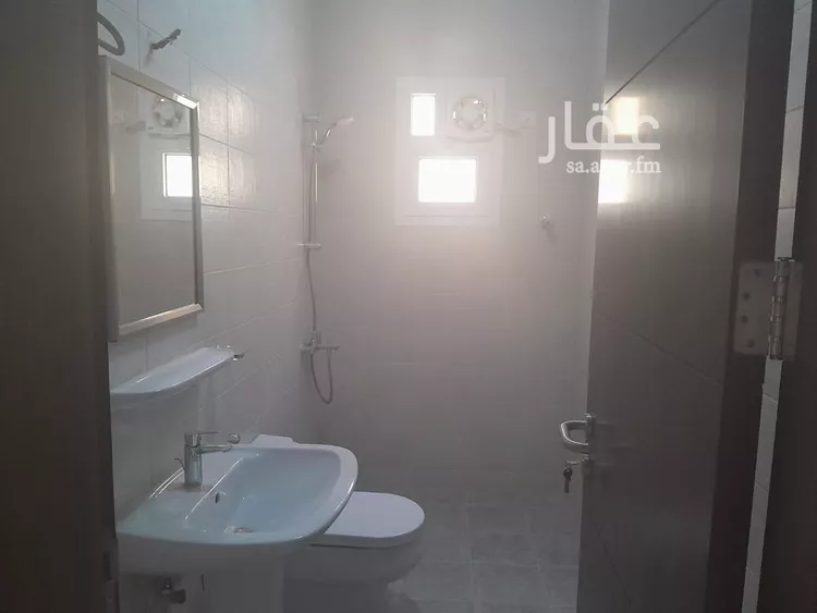 فيلا للإيجار في حي الجنادرية, مدينة الرياض, منطقة الرياض 18