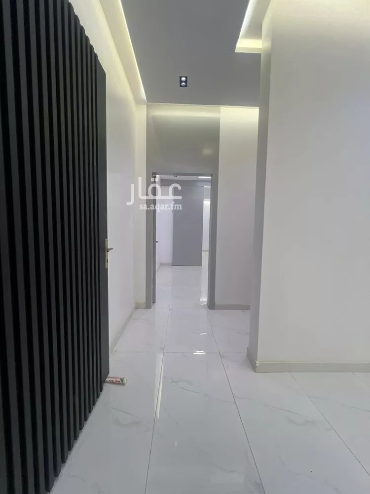 Floor for Sale in Riyadh Al Janadriyah صورة 5