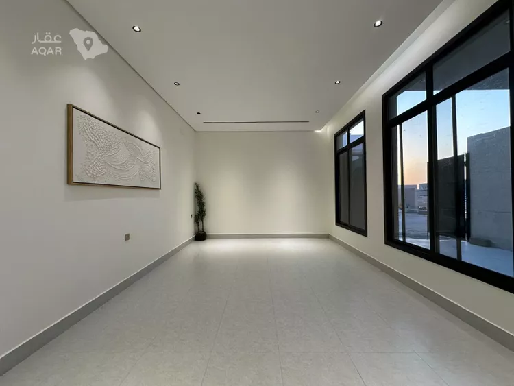 Floor for Sale in Riyadh Al Janadriyah 6