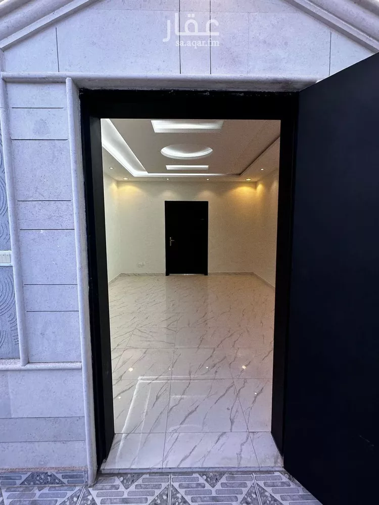 فيلا للبيع في شارع ابن أبي العلاء, حي المهدية, مدينة الرياض, منطقة الرياض صورة 5