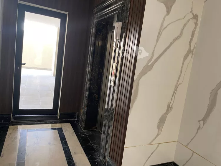 شقة للبيع في شارع إسماعيل الأندلسي, حي حكومي1, مدينة جدة, منطقة مكة المكرمة 4