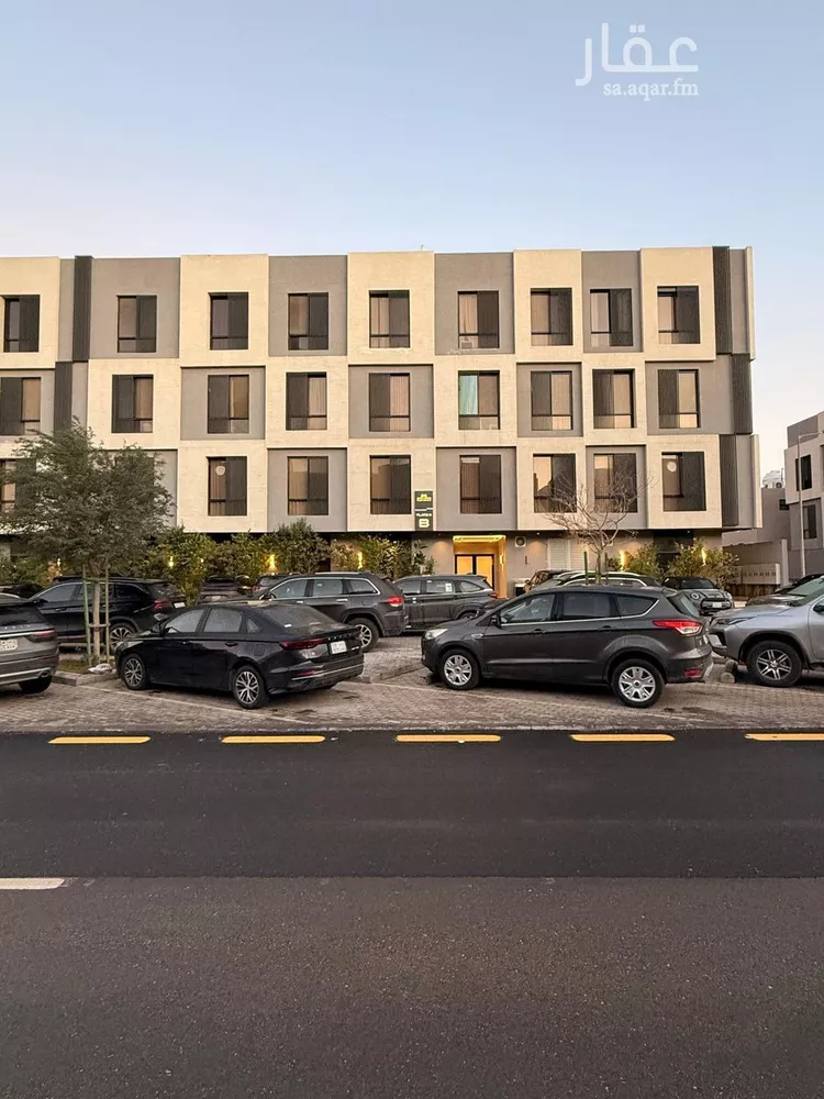 شقة للبيع في شارع القشاشية, حي الندى, مدينة الرياض, منطقة الرياض صورة 3