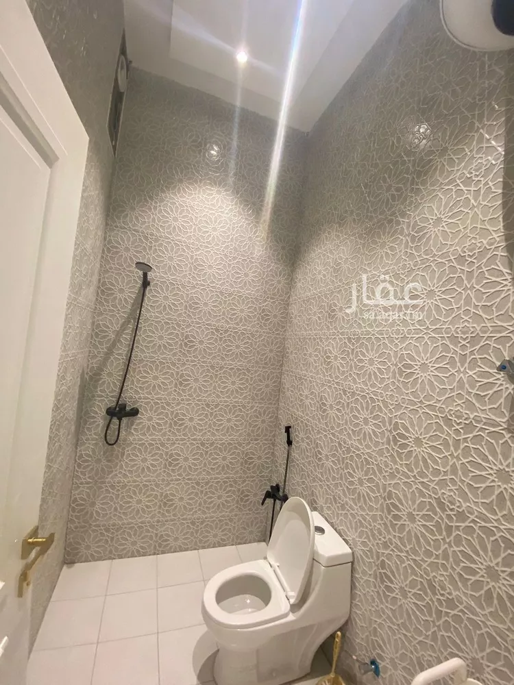 فيلا للبيع في شارع الإمام أبي داوود, حي المهدية, مدينة الرياض, منطقة الرياض 15