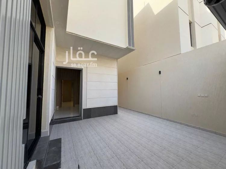 دور للبيع في شارع احمد بن عفيف, حي الجنادرية, مدينة الرياض, منطقة الرياض صورة 2