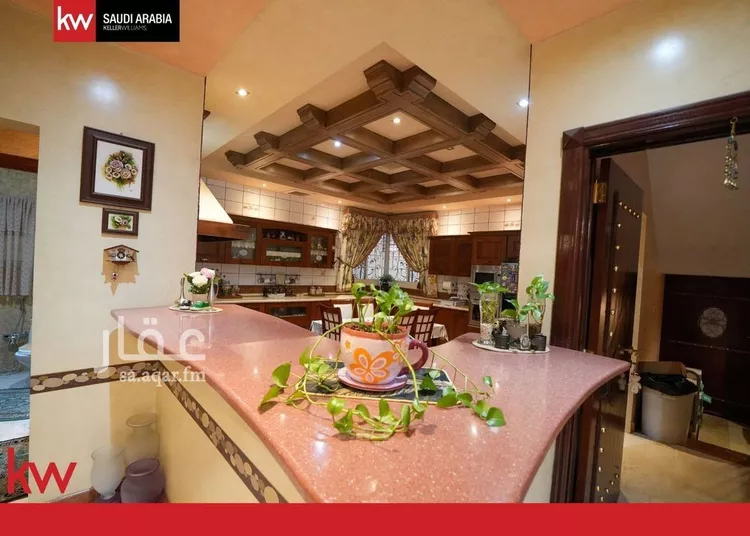 فيلا للبيع في شارع دقلة, حي الرحمانية, مدينة الرياض, منطقة الرياض صورة 2