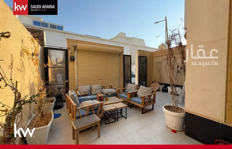 فيلا للبيع في شارع تقي الدين الهلالي, حي العارض, مدينة الرياض, منطقة الرياض صورة 5