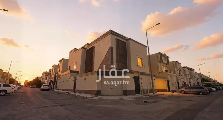 Floor for Sale in Riyadh Ar Rimal 14