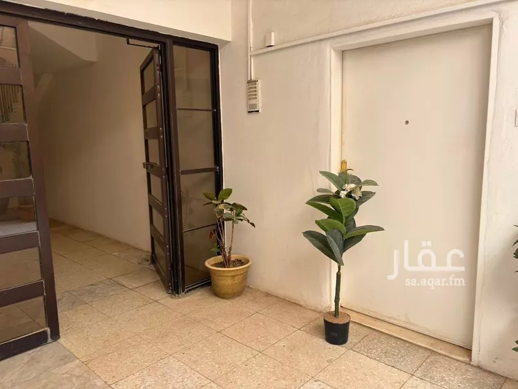 عمارة للبيع في شارع ضرار بن الخطاب, حي المروج, مدينة الرياض, منطقة الرياض صورة 5
