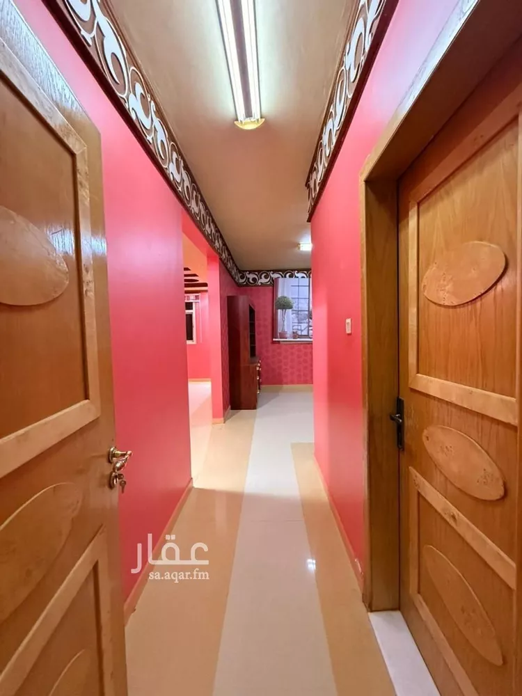 فيلا للبيع في شارع حمد بن بسام, حي الحمراء, مدينة الرياض, منطقة الرياض 10
