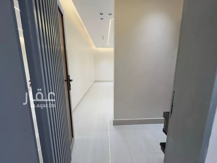 دور للبيع في شارع احمد بن عفيف, حي الجنادرية, مدينة الرياض, منطقة الرياض صورة 3