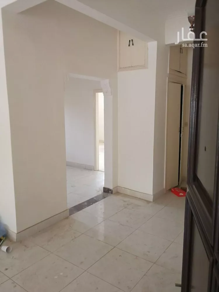 فيلا للبيع في شارع مطلق عبدالخالق, حي الملز, مدينة الرياض, منطقة الرياض صورة 5