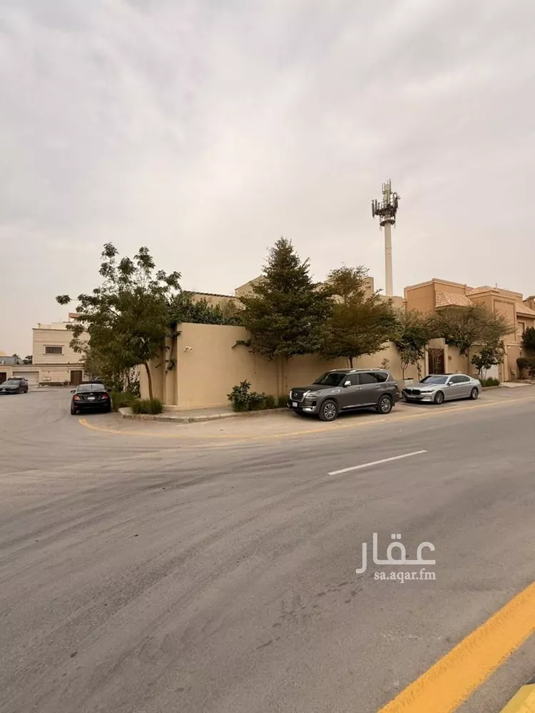 فيلا للبيع في شارع حسين بن حسن, حي النزهة, مدينة الرياض, منطقة الرياض صورة 2