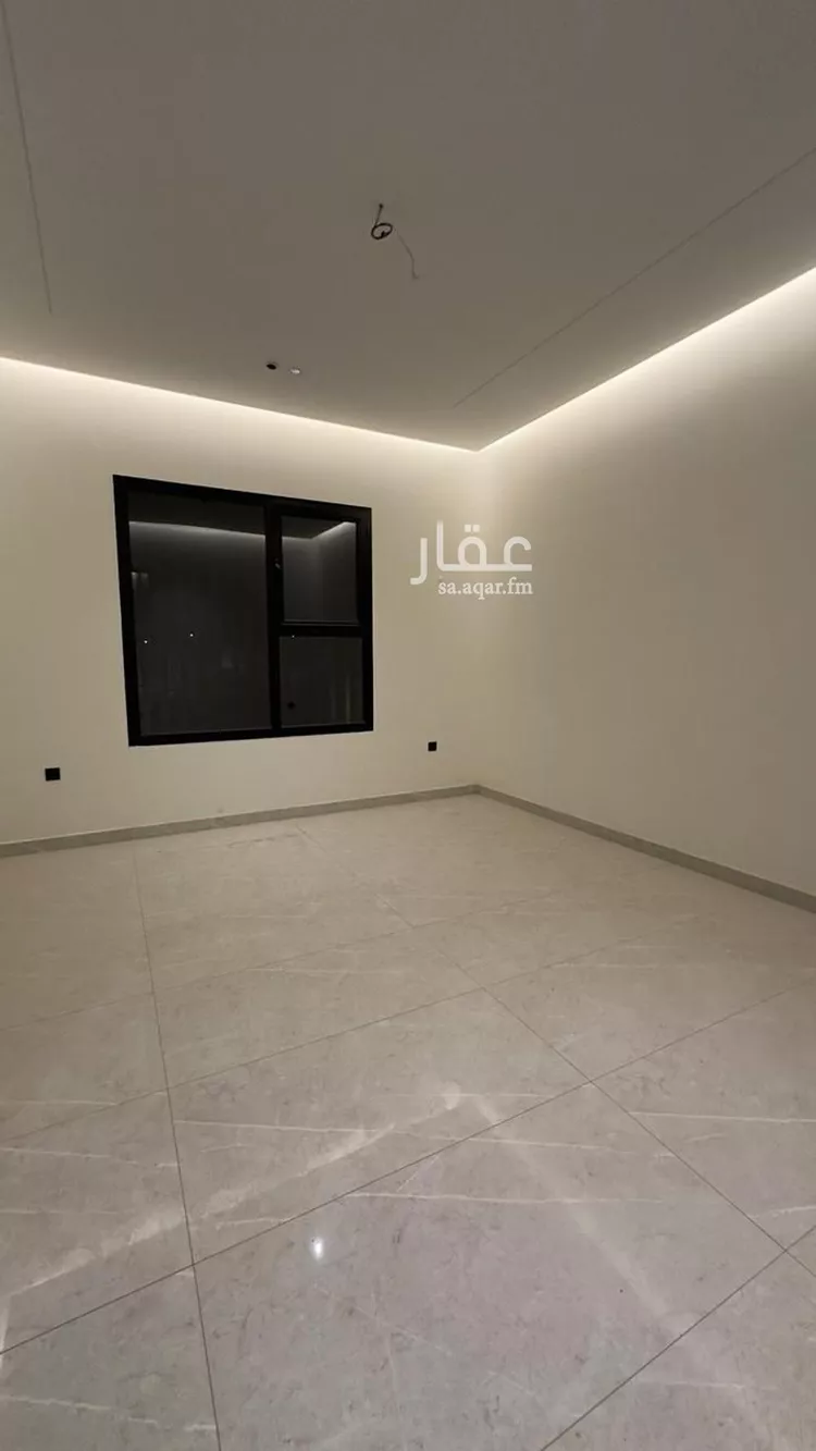 Floor for Sale in Riyadh Ar Rimal 8