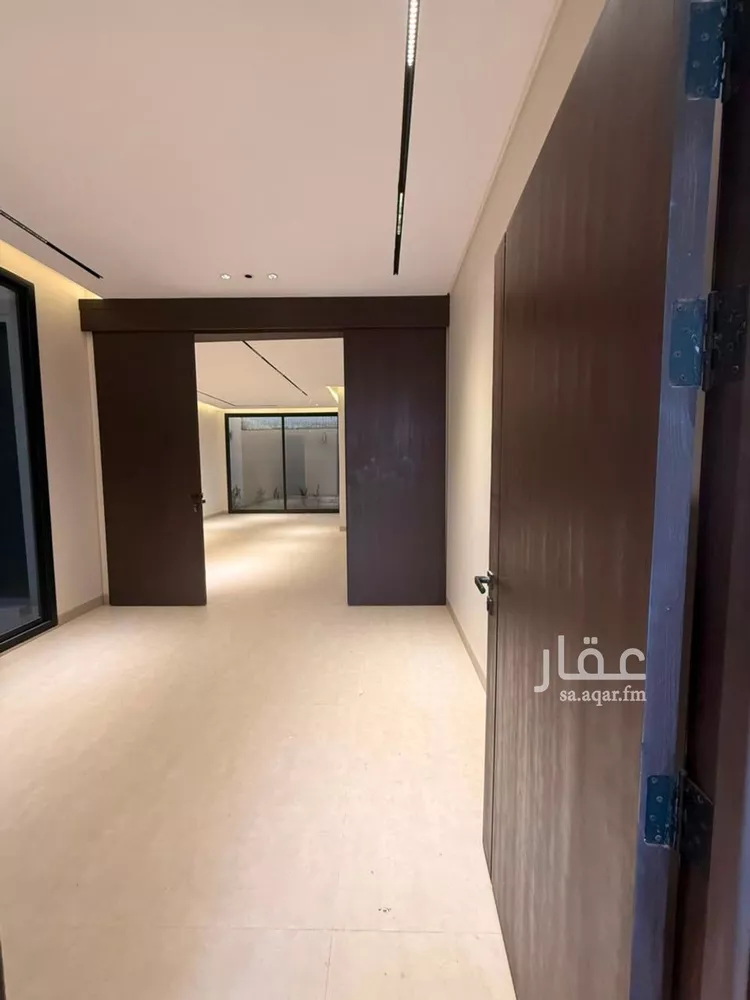 فيلا للبيع في شارع النبراس, حي طويق, مدينة الرياض, منطقة الرياض 8