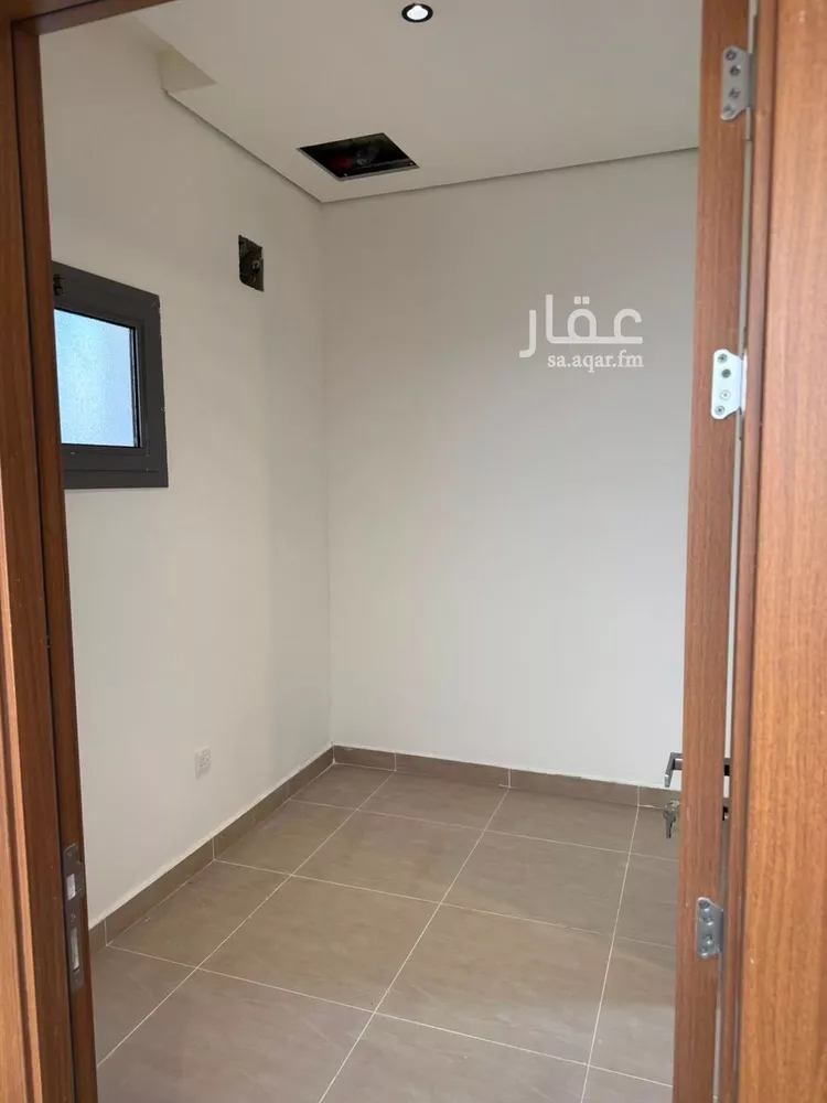 فيلا للإيجار في شارع 3540 أبي الحسن الصقلي, حي مطار الملك خالد الدولي, مدينة الرياض, منطقة الرياض صورة 2