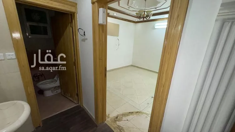 فيلا للبيع في شارع أبي الندى, حي العريجاء الغربي, مدينة الرياض, منطقة الرياض صورة 3
