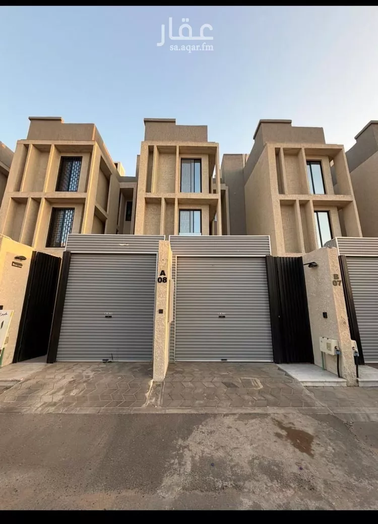 فيلا للبيع في شارع عبدالملك ابن يعلي الليثى, حي شوران, مدينة المدينة المنورة, منطقة المدينة المنورة 16