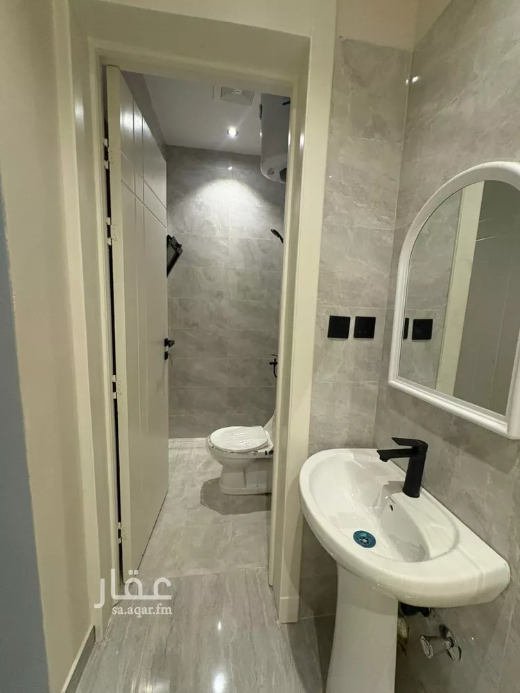 فيلا للبيع في شارع الزبداني, حي العريجاء الغربي, مدينة الرياض, منطقة الرياض صورة 2