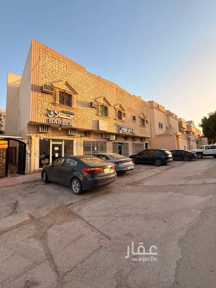 عمارة للبيع في شارع طريق المدينة المنورة, حي العوالي, مدينة الرياض, منطقة الرياض صورة 4