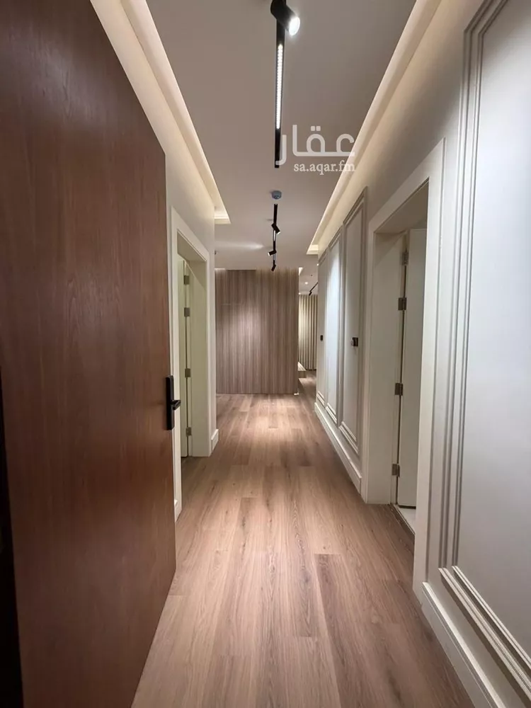 شقة للبيع في شارع جرير بن عبدالله البجلي, حي مغرزات, مدينة الرياض, منطقة الرياض صورة 2