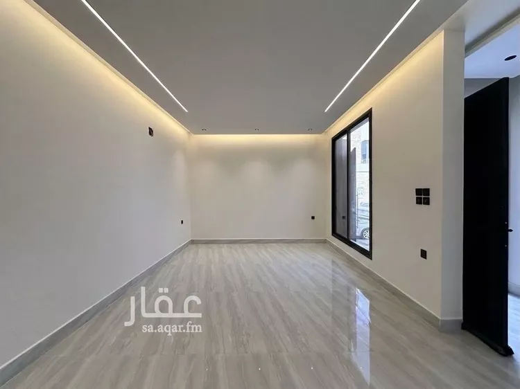 فيلا للبيع في شارع الرايه, حي الندوة, مدينة الرياض, منطقة الرياض صورة 3