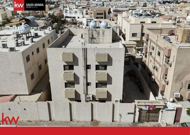 فيلا للبيع في شارع أبي صالح الجيلي, حي السليمانية, مدينة الرياض, منطقة الرياض صورة 5