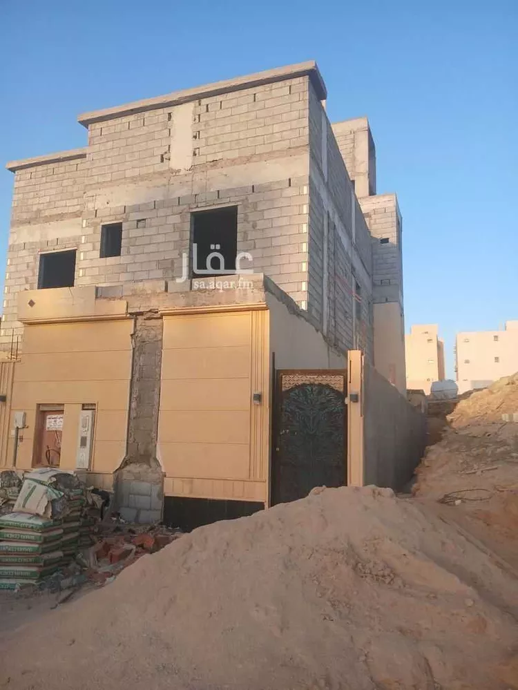 فيلا للبيع في شارع رقم 33, حي ظهرة لبن, مدينة الرياض, منطقة الرياض