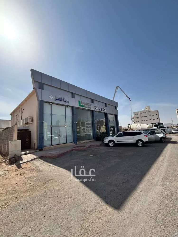 محل للإيجار في شارع سعد بن زيد الانصاري, حي بنى حارثة, مدينة المدينة المنورة, منطقة المدينة المنورة