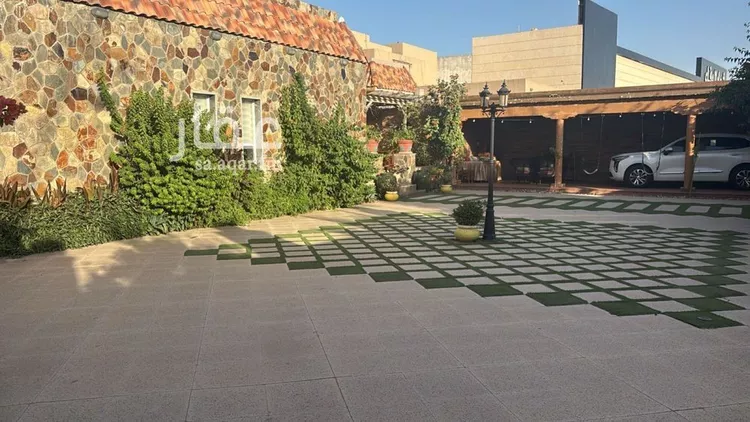 فيلا للبيع في شارع عبدالله بن عبدالعزيز الفرعي, حي العزيزية, مدينة الخفجي, المنطقة الشرقية صورة 3