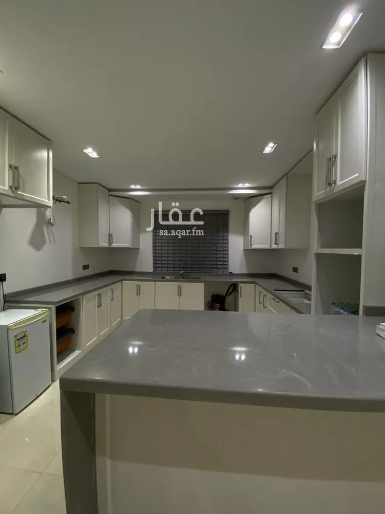 شقة للبيع في شارع عبدالله ابن عبدالرحمن الاسكندراني, حي الرانوناء, مدينة المدينة المنورة, منطقة المدينة المنورة صورة 2