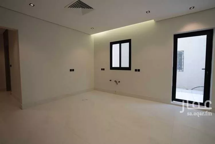 دور للبيع في شارع علي الربيش, حي العارض, مدينة الرياض, منطقة الرياض صورة 5
