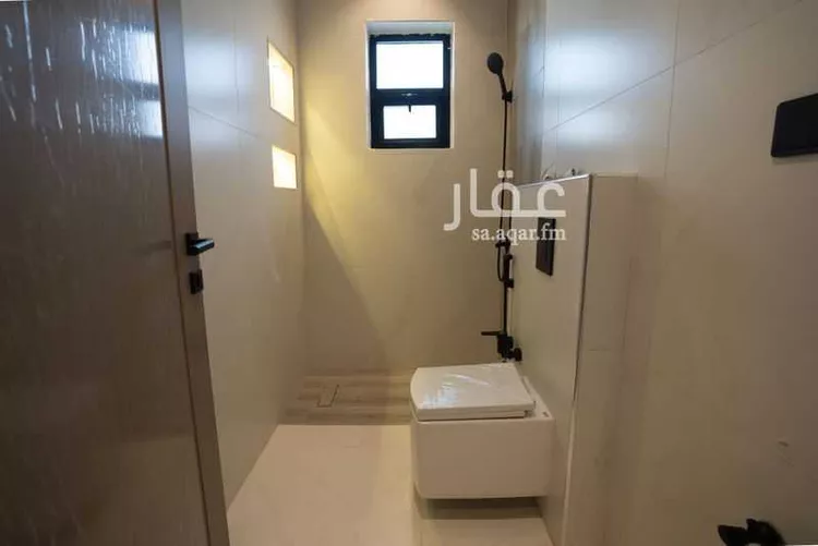 دور للبيع في شارع علي الربيش, حي العارض, مدينة الرياض, منطقة الرياض 7