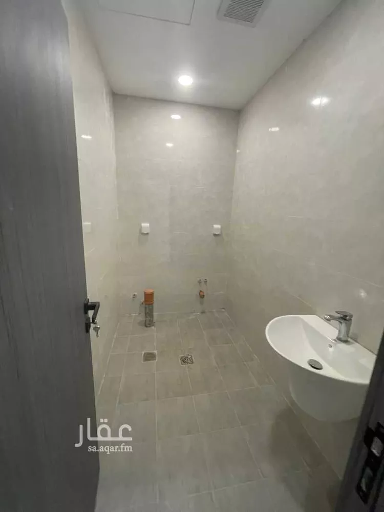 Villa for Rent in Riyadh Al Janadriyah 21