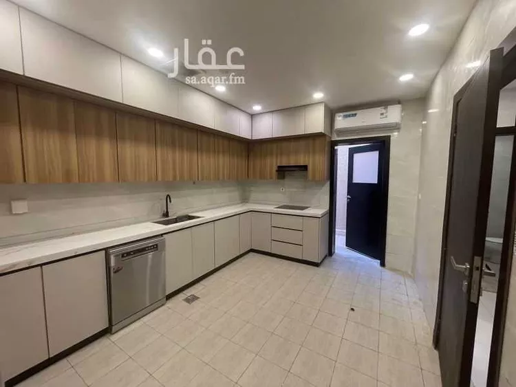 Villa for Rent in Riyadh Al Janadriyah 14