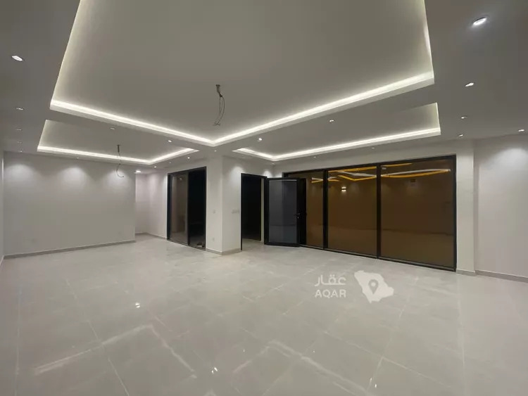 Villa for Rent in Riyadh Al Janadriyah 9