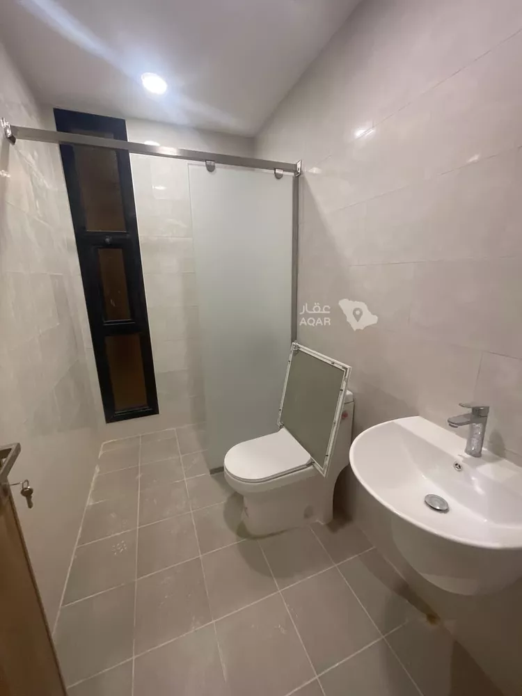 Villa for Rent in Riyadh Al Janadriyah 24