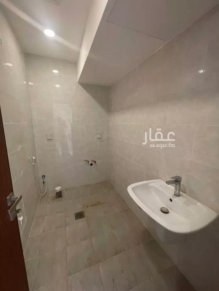 Villa for Rent in Riyadh Al Janadriyah 14