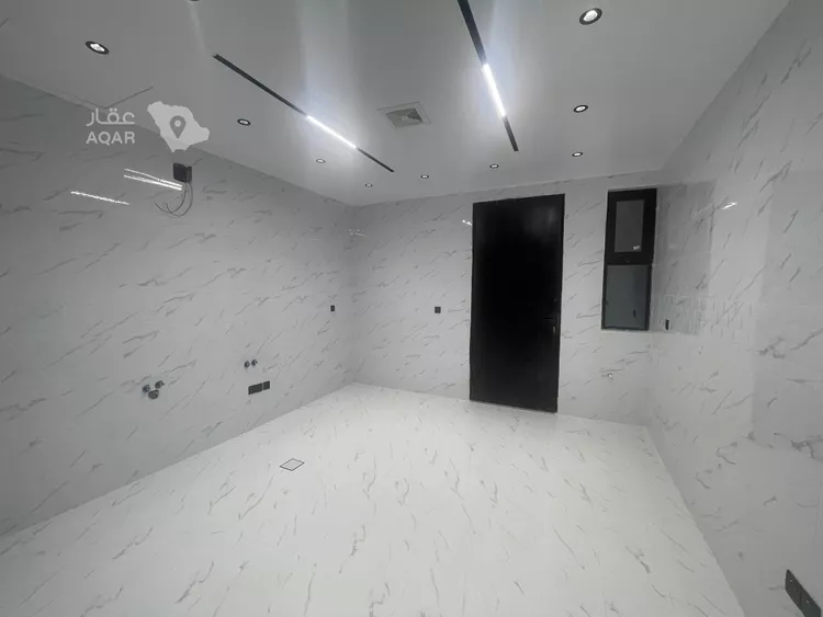 Villa for Rent in Riyadh Al Janadriyah 17