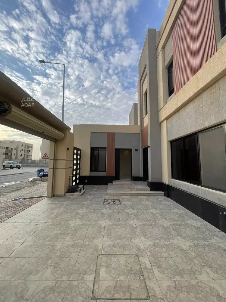 Villa for Rent in Riyadh Al Janadriyah 3